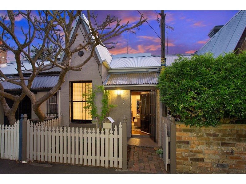 9 Victoria Street, Erskineville NSW 2043