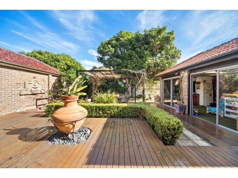 105 Tenterden Road, Botany NSW 2019