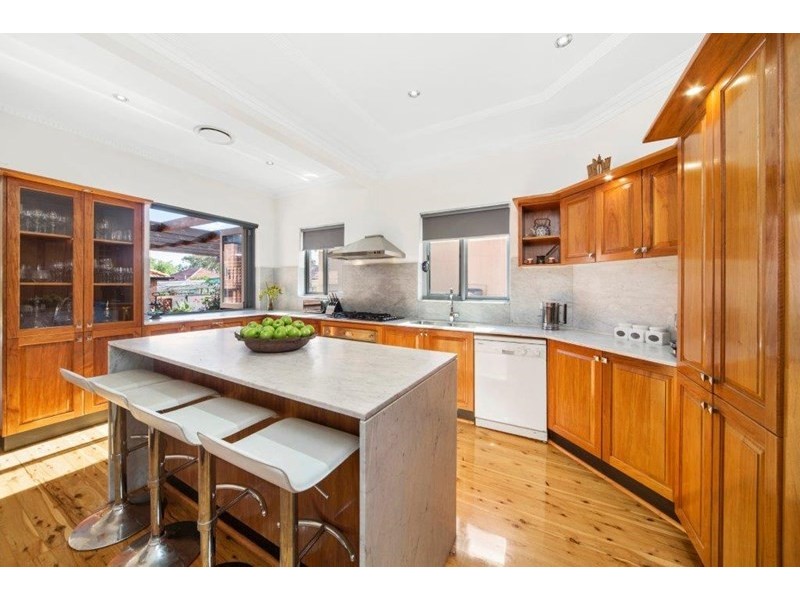 105 Tenterden Road, Botany NSW 2019