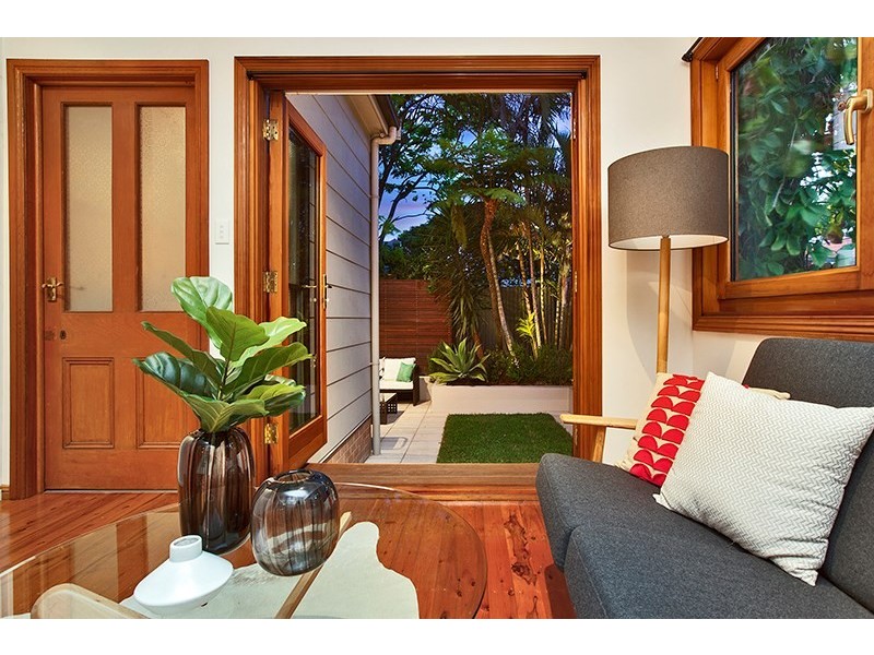 215 Corunna Road, Stanmore NSW 2048