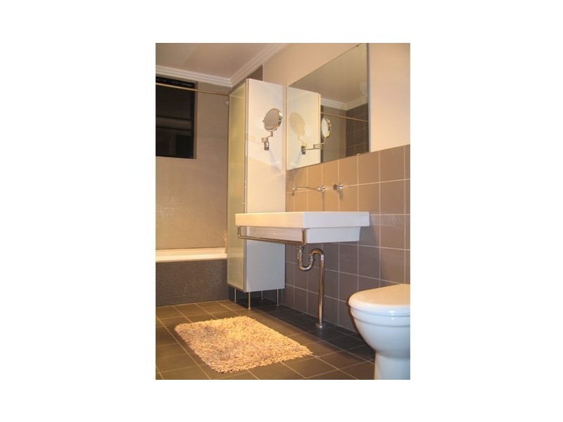 71 Northumberland Avenue, Stanmore NSW 2048