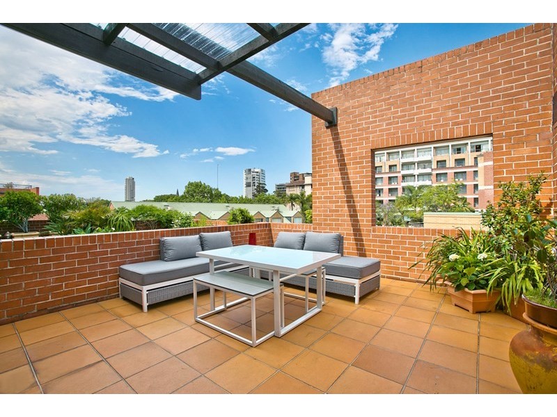 50/300 Riley Street, Surry Hills NSW 2010