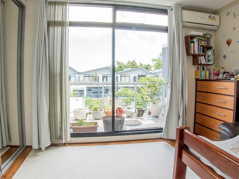 B203/3 Brennan Street, Alexandria NSW 2015