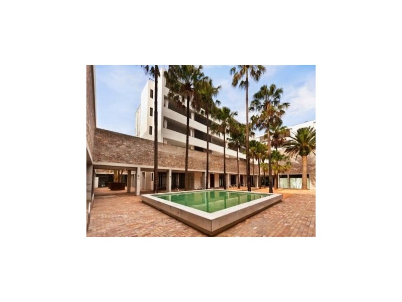 102/18 Danks Street, Waterloo NSW 2017