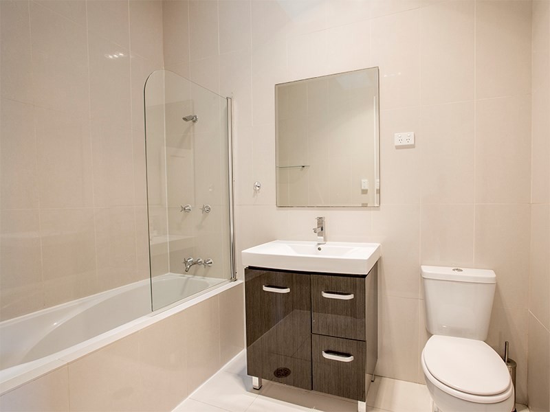 11 Kingston Road, Camperdown NSW 2050