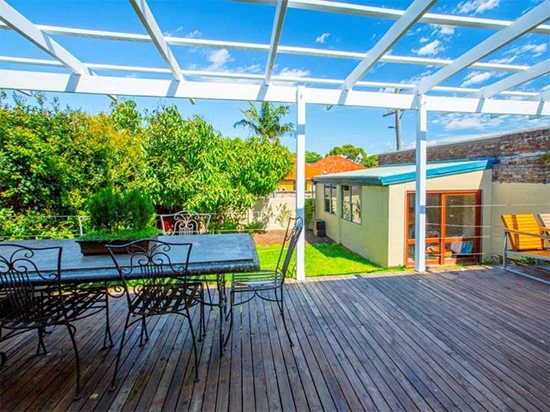 11 Kingston Road, Camperdown NSW 2050