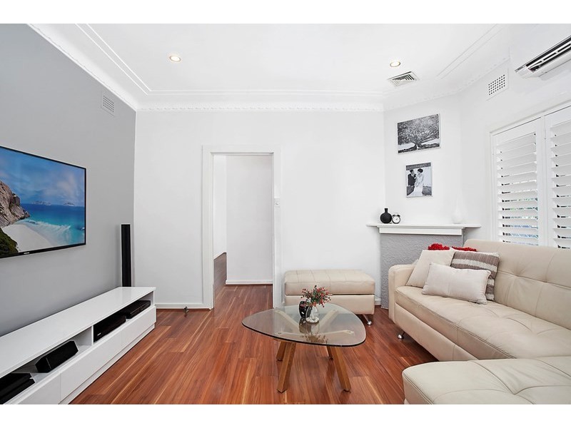 18 Richmond Street, Earlwood NSW 2206