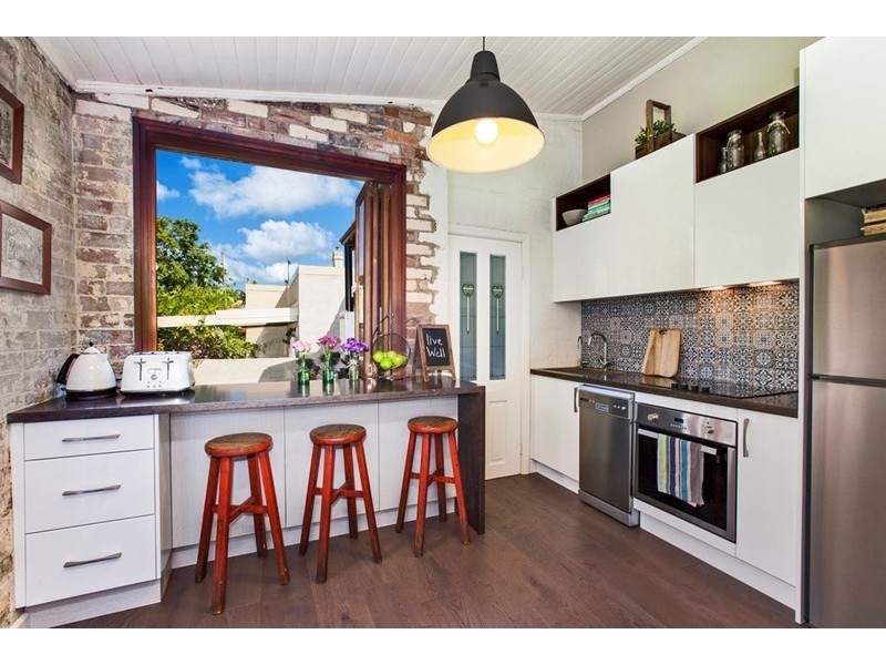 2A Yaralla Street, Newtown NSW 2042