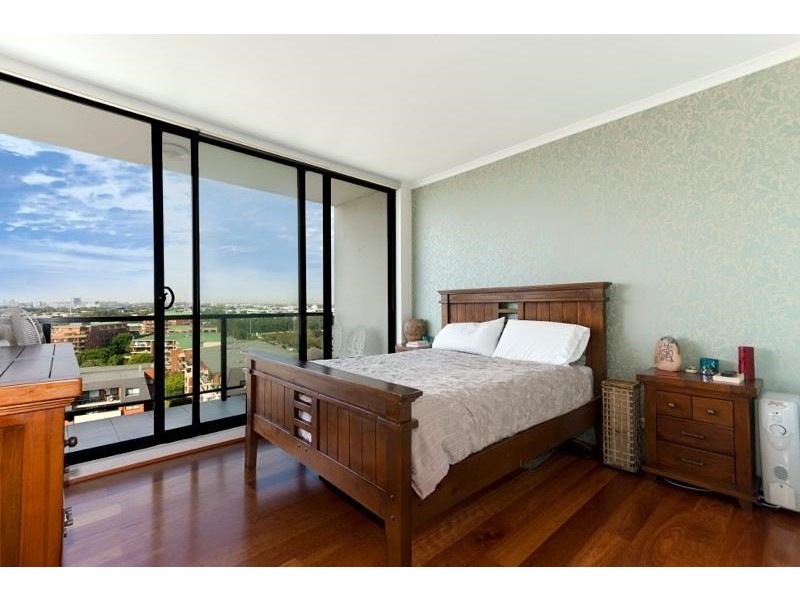 1101/221-229 Sydney Park Road, Erskineville NSW 2043