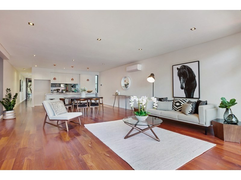 48 Oxford Street, Newtown NSW 2042