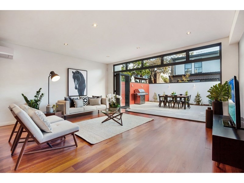 48 Oxford Street, Newtown NSW 2042