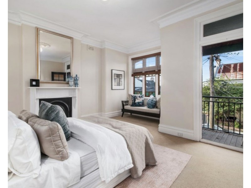 18 Cavendish Street, Enmore NSW 2042
