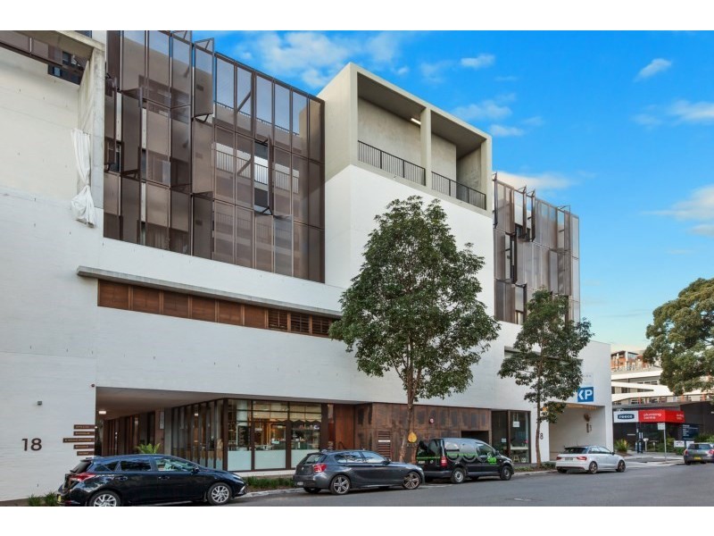 131/18 Danks Street, Waterloo NSW 2017