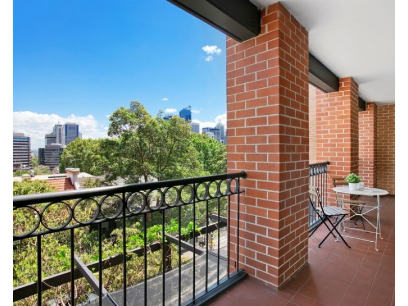 10/300 Riley Street, Surry Hills NSW 2010