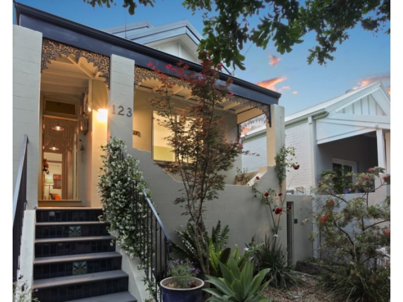 123 Warren Road, Marrickville NSW 2204