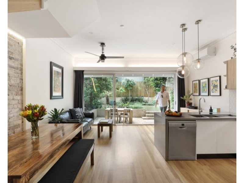 123 Warren Road, Marrickville NSW 2204