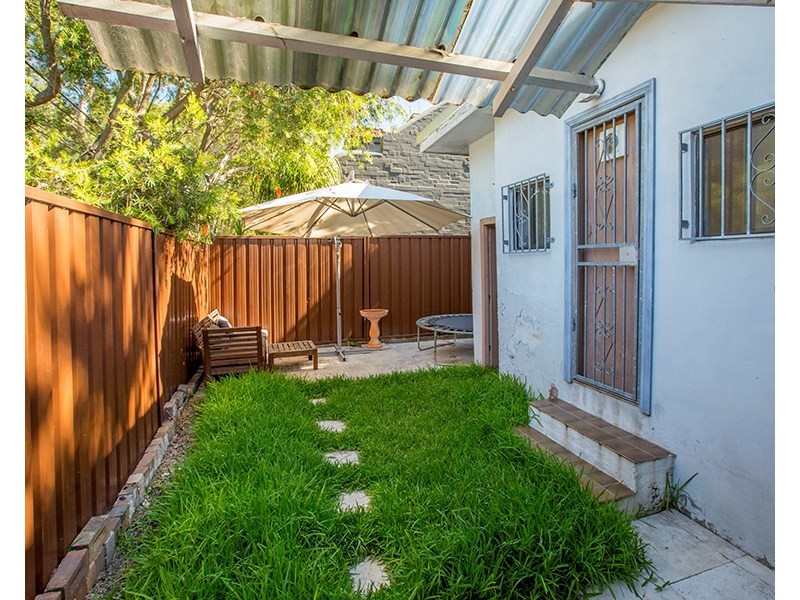 26 Zamia Street, Redfern NSW 2016