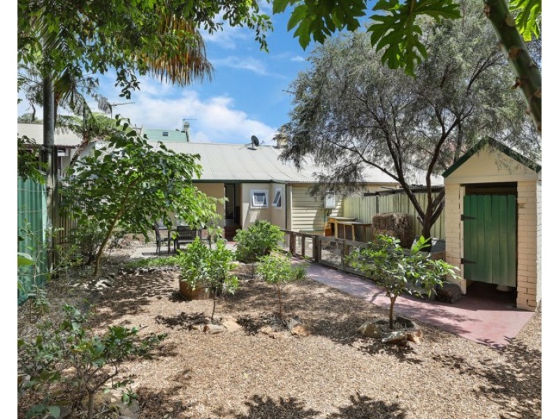 32 Crown Street, St Peters NSW 2044