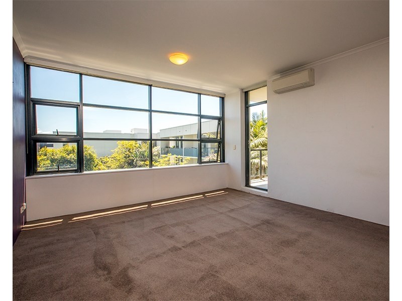 G456/221 Sydney Park Road, Erskineville NSW 2043