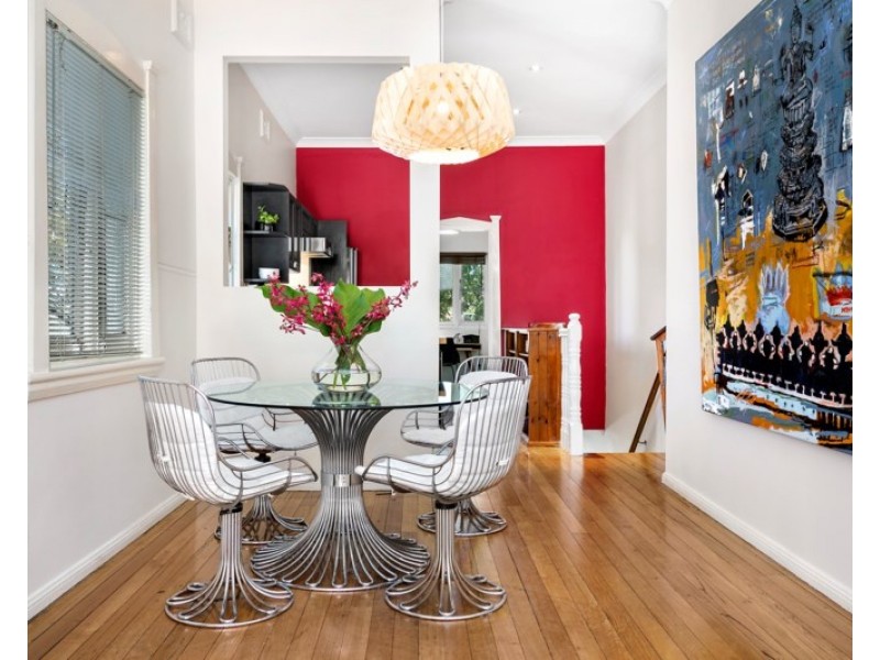 2/129 Warren Road, Marrickville NSW 2204