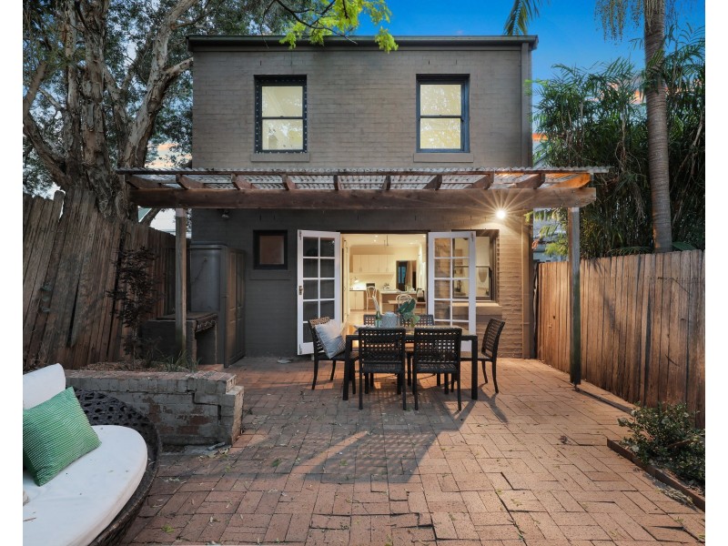 33 Simmons Street, Enmore NSW 2042