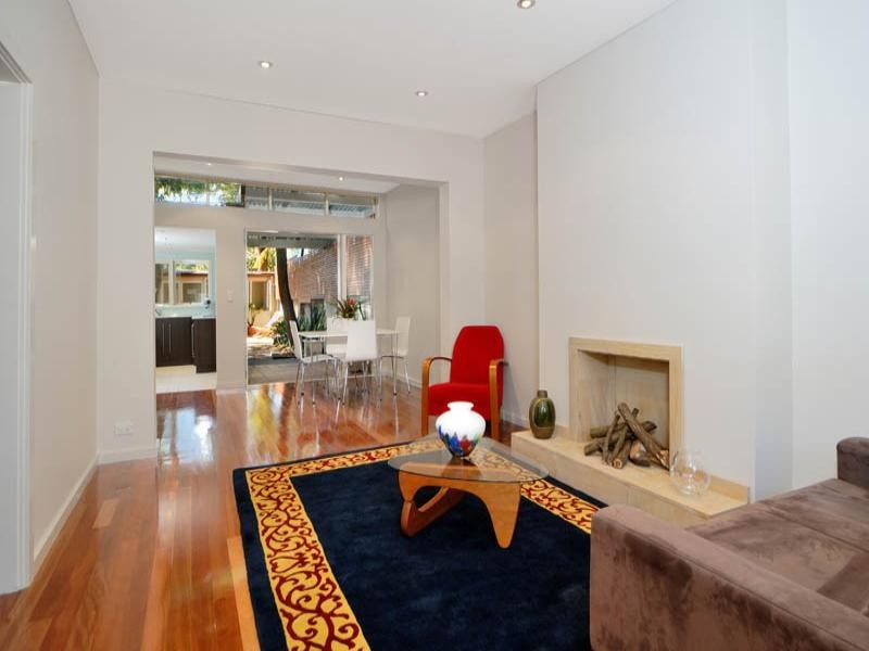 6 Knight Street, Erskineville NSW 2043