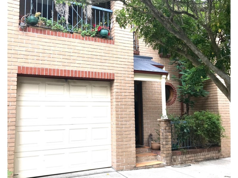 1C Lyne Street, Alexandria NSW 2015