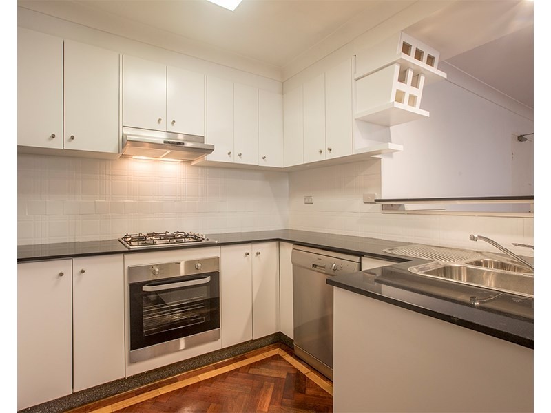 2/2 Pitt Street, Redfern NSW 2016