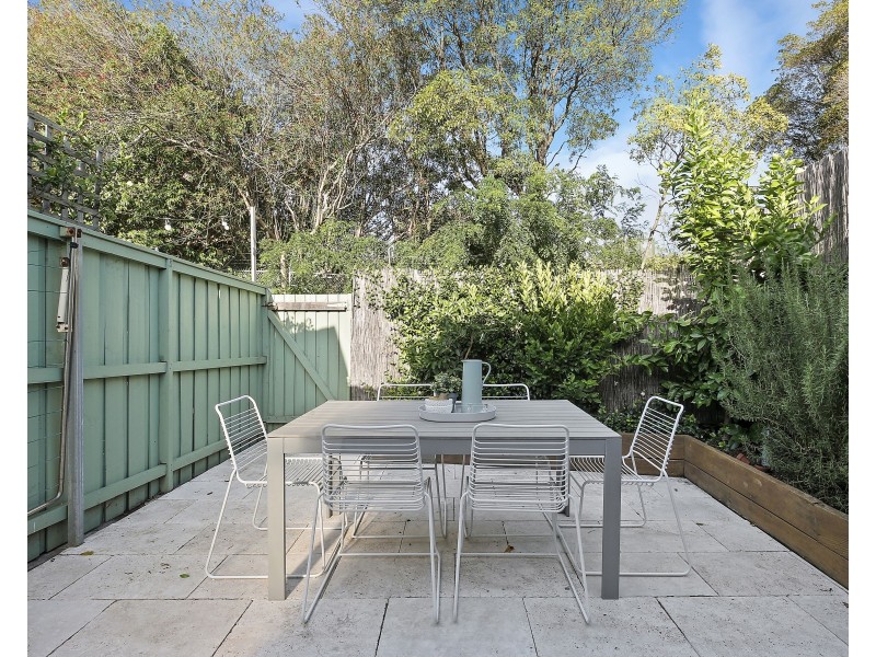 32 Holdsworth Street, Newtown NSW 2042