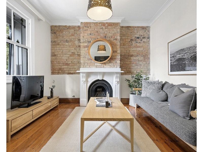 11 College Street, Newtown NSW 2042