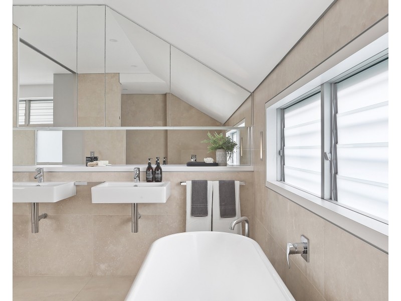 2 London Street, Enmore NSW 2042