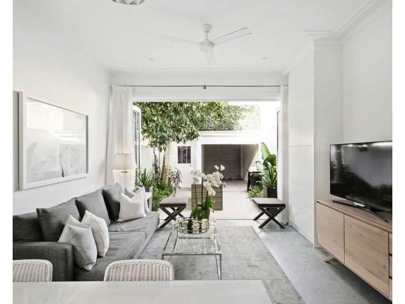 123 Victoria Street, Alexandria NSW 2015