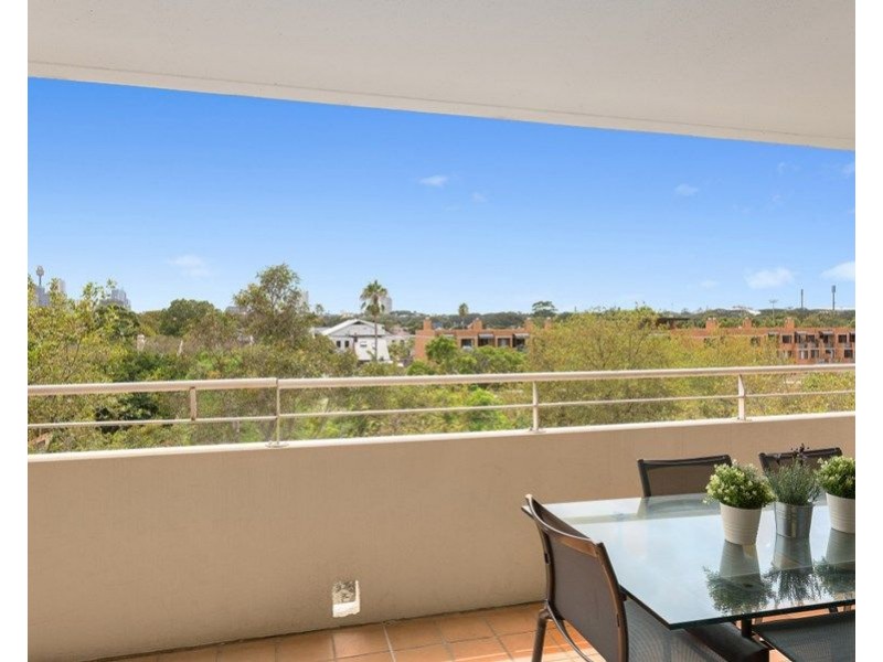 A707/780 Bourke Street, Redfern NSW 2016