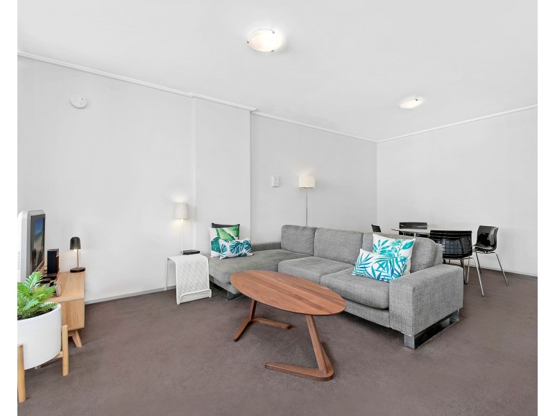 302E/1-5 Hunter Street (enter via Mcevoy Street), Waterloo NSW 2017