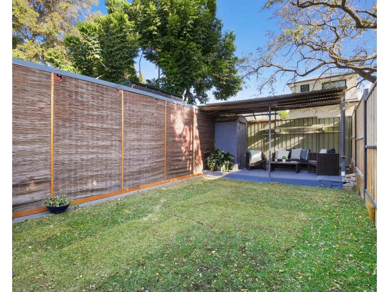 72 Sutherland Street, St Peters NSW 2044