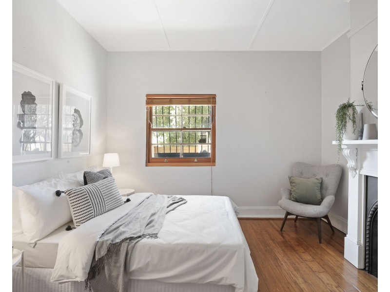 72 Sutherland Street, St Peters NSW 2044