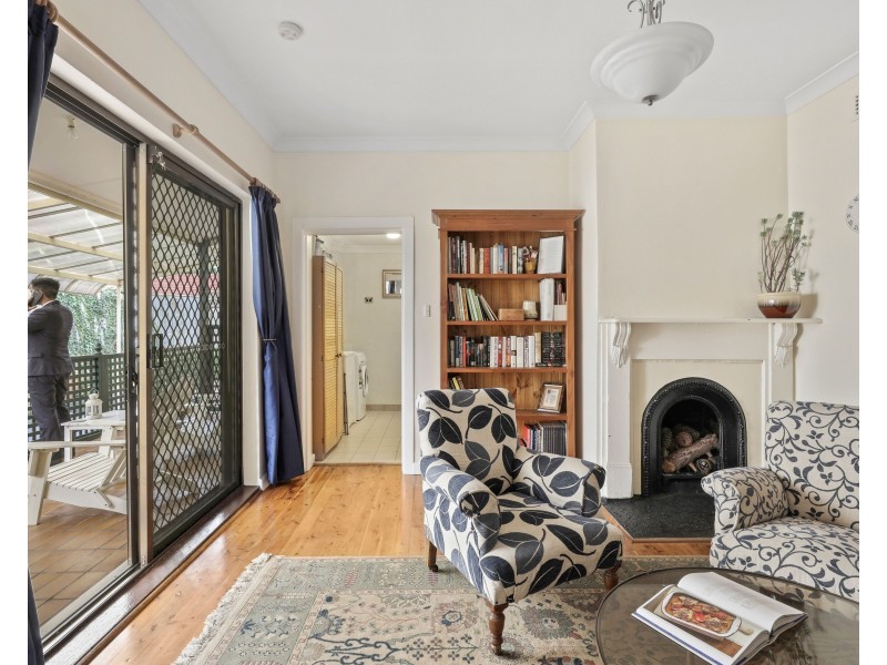 12 William Street, Tempe NSW 2044