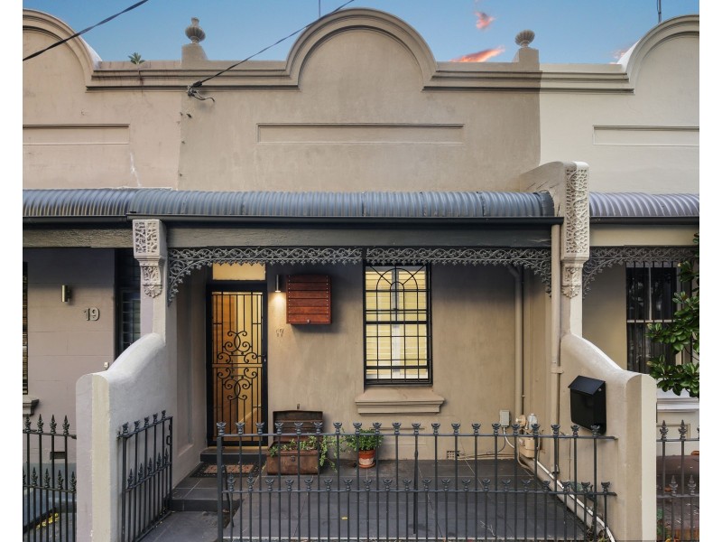 17 Burren Street, Erskineville NSW 2043