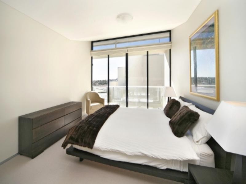 801/15-25 Refinery Drive, Pyrmont NSW 2009