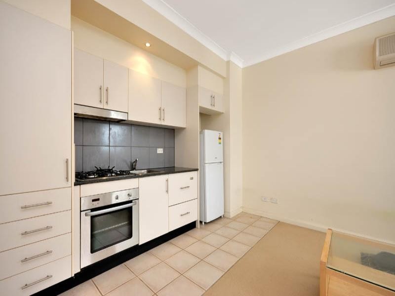 610/11a Lachlan Street, Waterloo NSW 2017