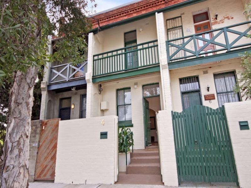 4 Campbell Road, Alexandria NSW 2015