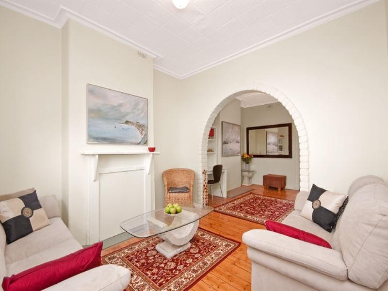 4 Campbell Road, Alexandria NSW 2015