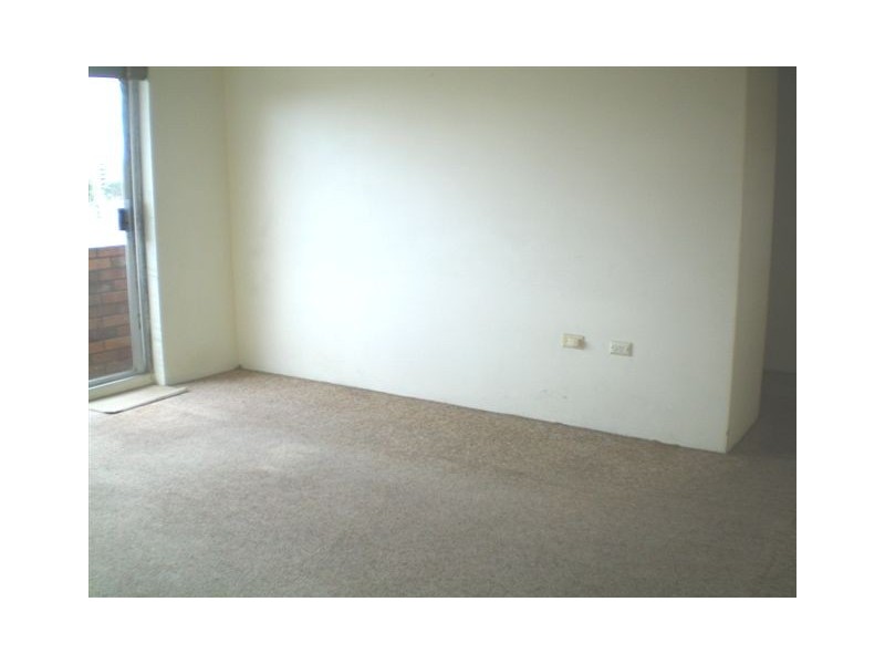 10/4 Macintosh Street, Mascot NSW 2020