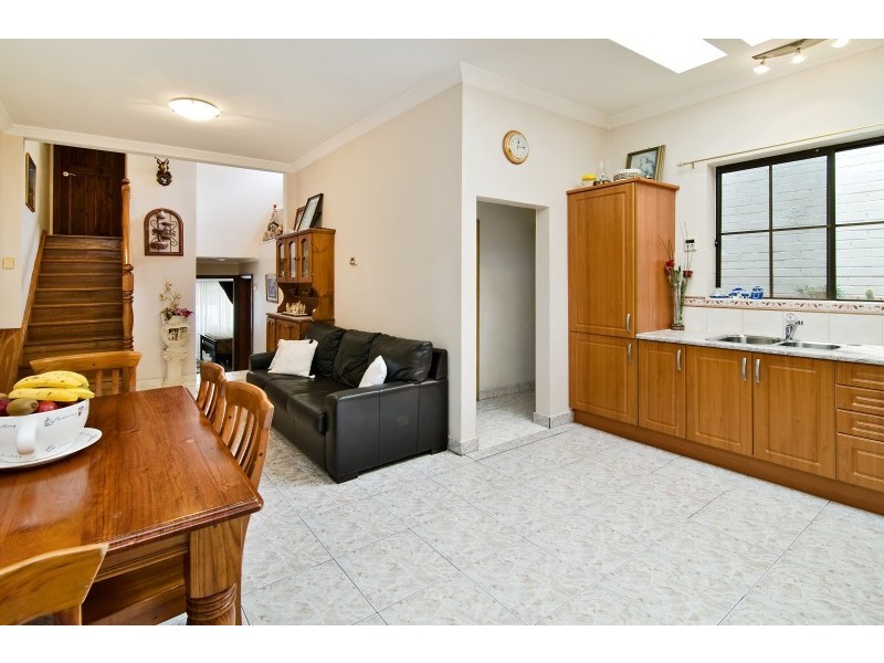 11 Hawksley Street, Waterloo NSW 2017