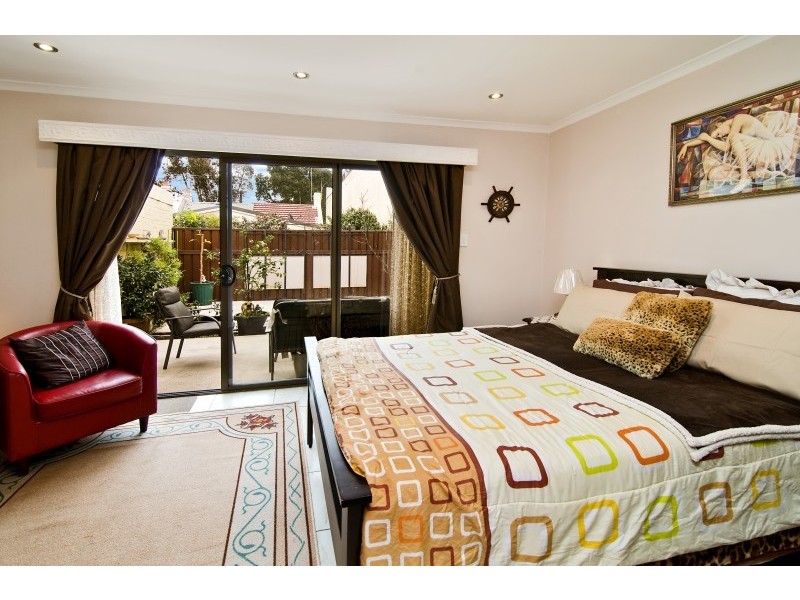 11 Hawksley Street, Waterloo NSW 2017