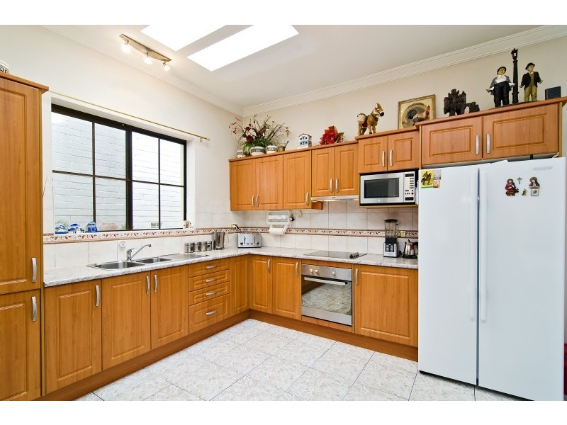 11 Hawksley Street, Waterloo NSW 2017