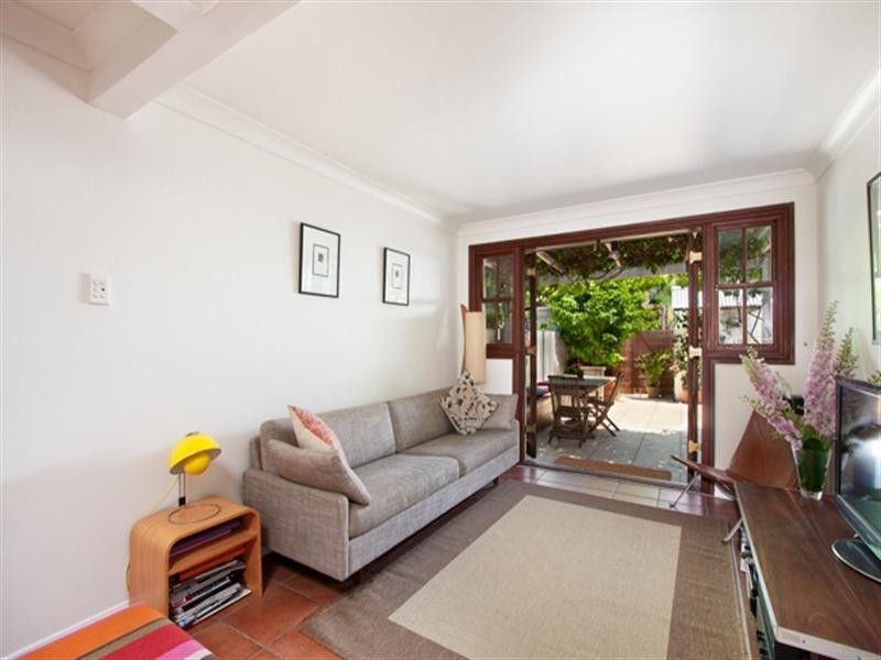 23 Malcolm Street, Erskineville NSW 2043