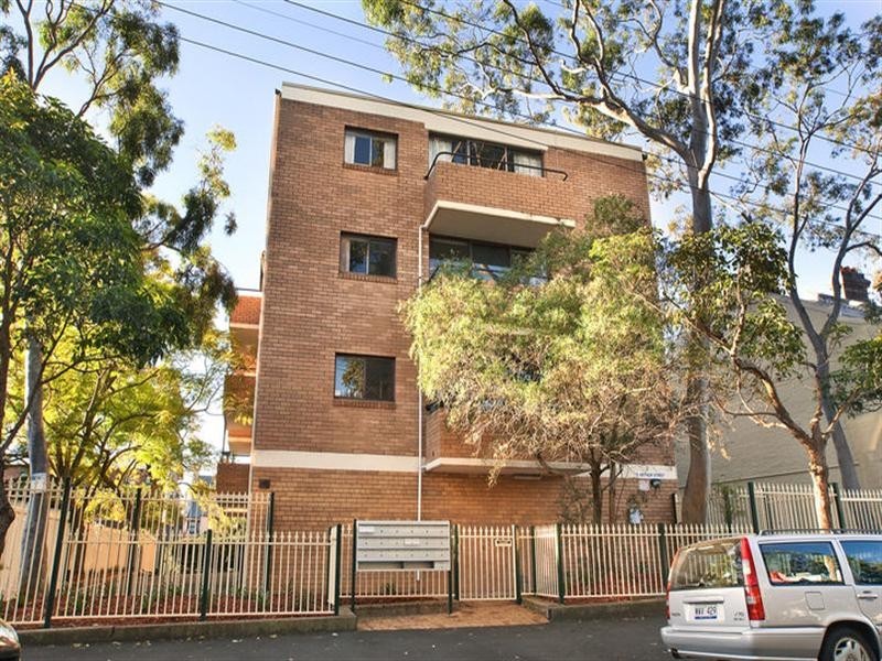 1D/12 Arthur Street, Surry Hills NSW 2010