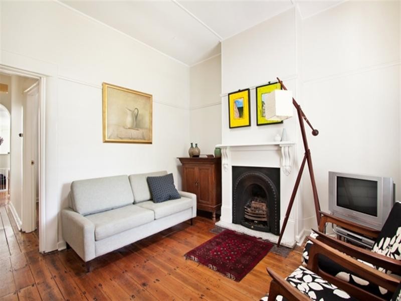 8 John Street, Erskineville NSW 2043