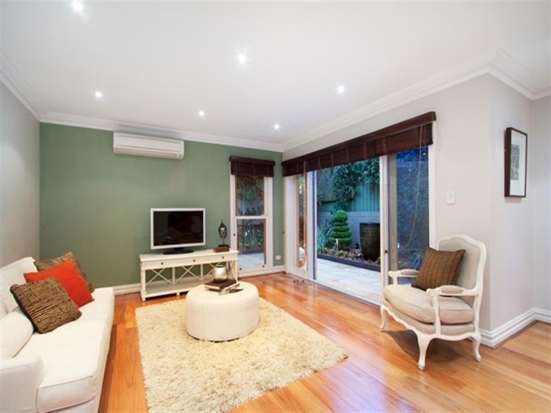 3 Turtle Lane, Erskineville NSW 2043